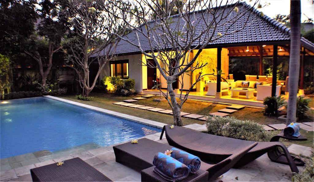 Finn'S Villa Santai Seminyak  Bagian luar foto