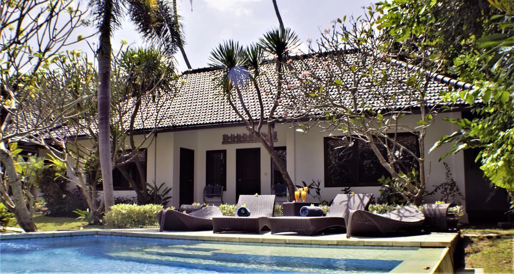 Finn'S Villa Santai Seminyak  Bagian luar foto